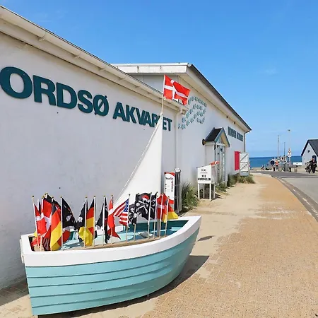 度假居 6 Person In